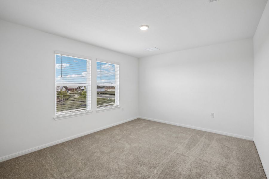 Spacious, unfurnished interior of a new home in Lisso, Pflugerville (Image 41).