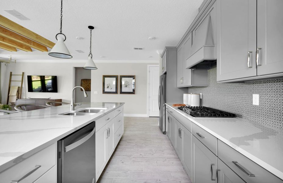 Representative furnished interior of a home built from the Palmary by Pulte Homes in Lakeview Estates, Palm Coast (Image 21).