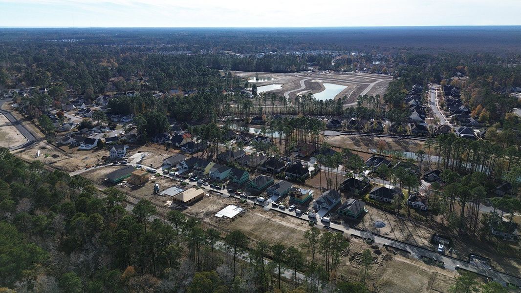 Image 17 of a home in Heron Pointe.