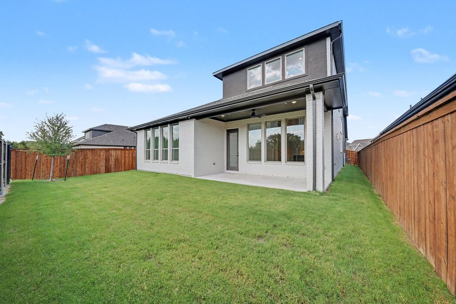 Exterior details and patio area of a home in Aster Park, McKinney (Image 4).