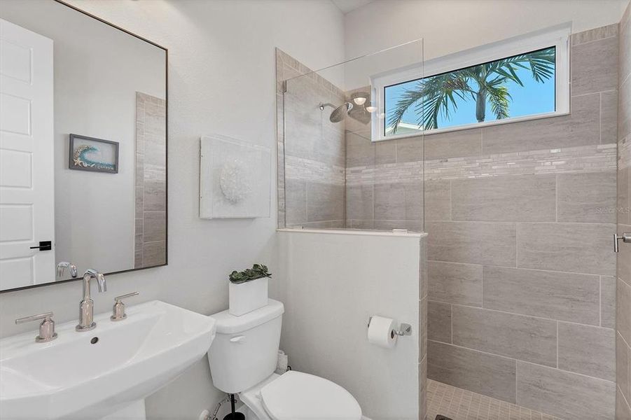 Furnished interior view inside a new home in Aqua Single Family Homes, Bradenton (Image 42).