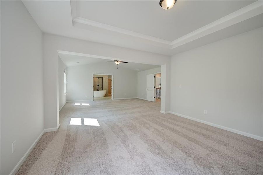 Spacious, unfurnished interior of a new home in Kingston, Locust Grove (Image 24).