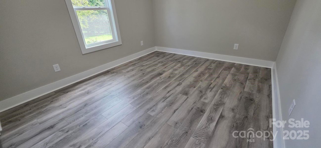 Spacious, unfurnished interior of a new home in , Gastonia (Image 19).