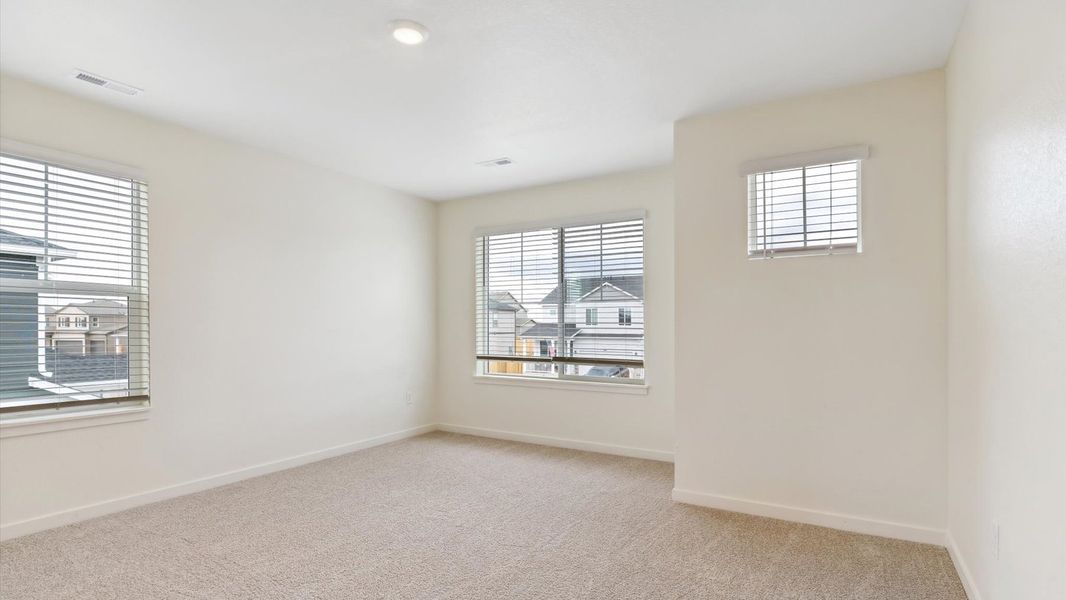 Spacious, unfurnished interior of a new home in Spring Valley Ranch, Elizabeth (Image 17).