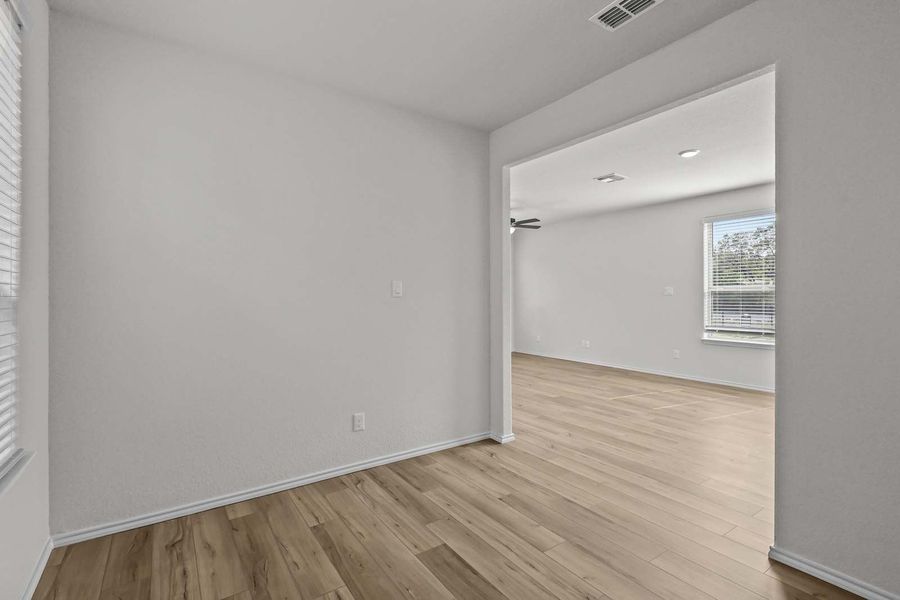 Representative unfurnished interior of a home built from the The Florence B by Davidson Homes LLC in Cedar Heights, San Antonio (Image 20).