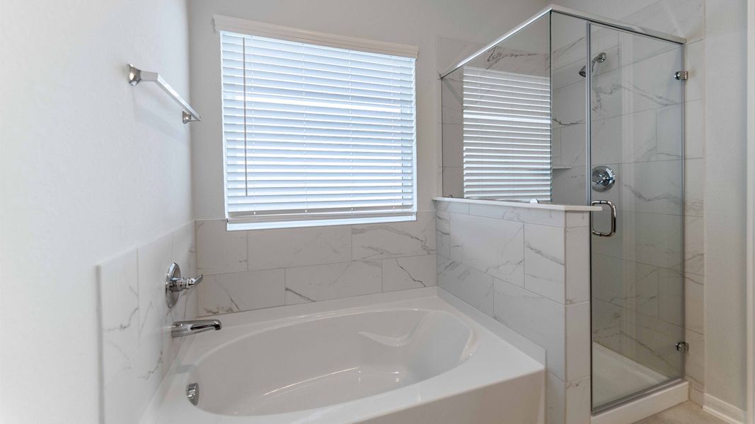 Furnished interior view inside a new home in Paramount, Kyle (Image 10).