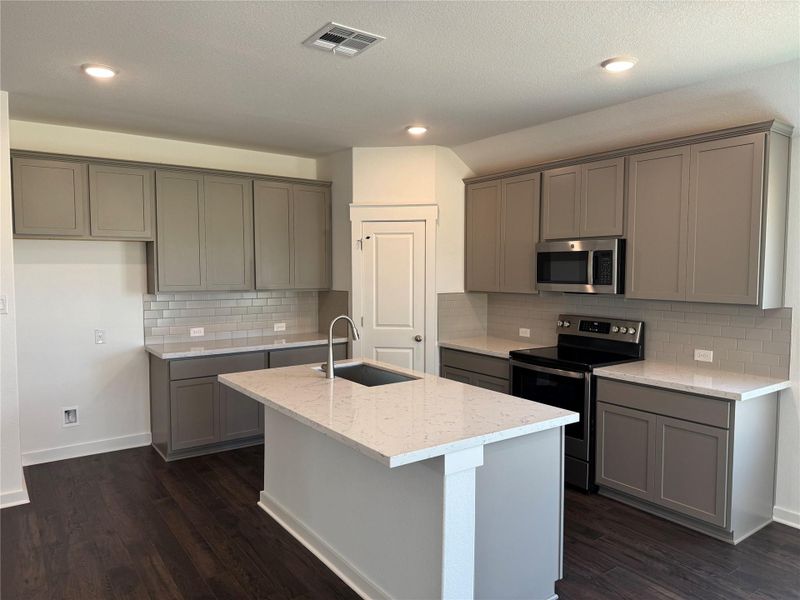 Furnished interior view inside a new home in Hunters Glen, Jarrell (Image 5).