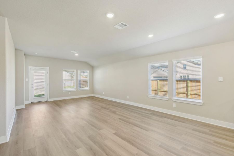 Photo is not of the actual home but is an inspirational photo of builder’s model home and may depict options, furnishings, and/or decorator features that are not included.