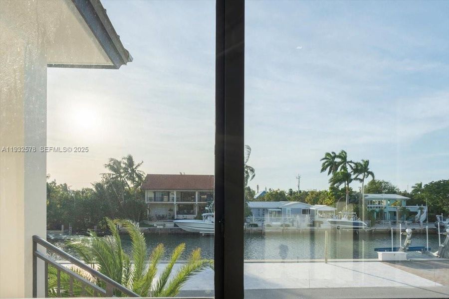 Exterior details and patio area of a home in , Marathon (Image 4).