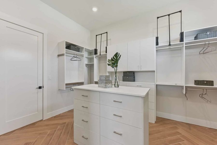 Representative furnished interior of a home built from the Franklin by Chesmar Homes in Feathergrass, Fulshear (Image 16).