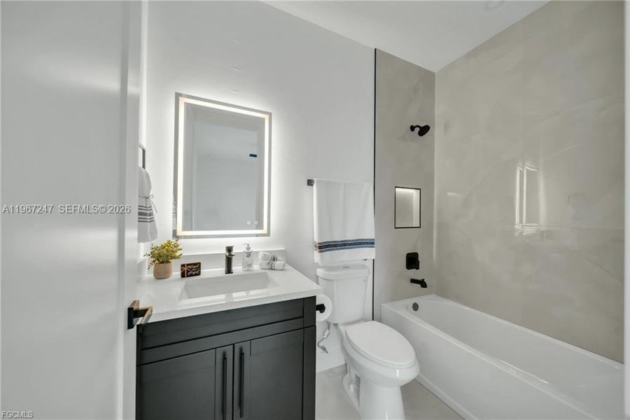 Furnished interior view inside a new home in , Lehigh Acres (Image 8).