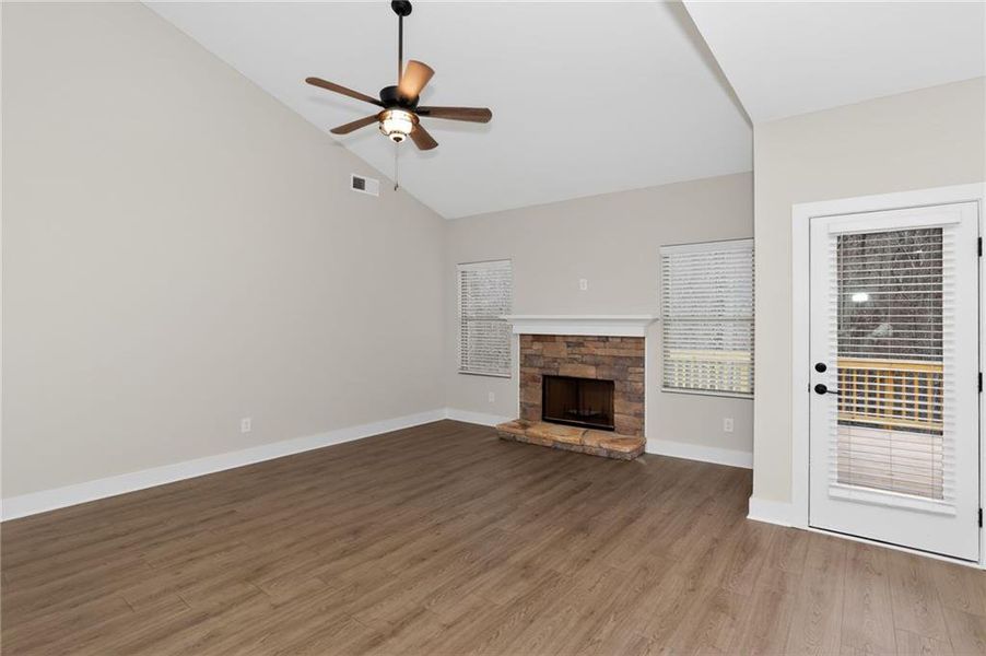 Spacious, unfurnished interior of a new home in , Dawsonville (Image 17).