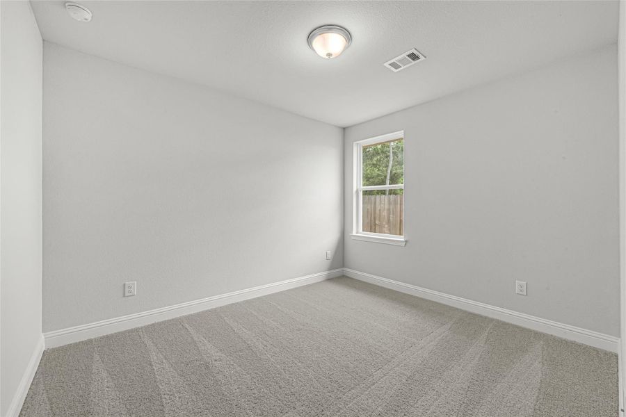 Spacious, unfurnished interior of a new home in Stonebrooke, Conroe (Image 19).
