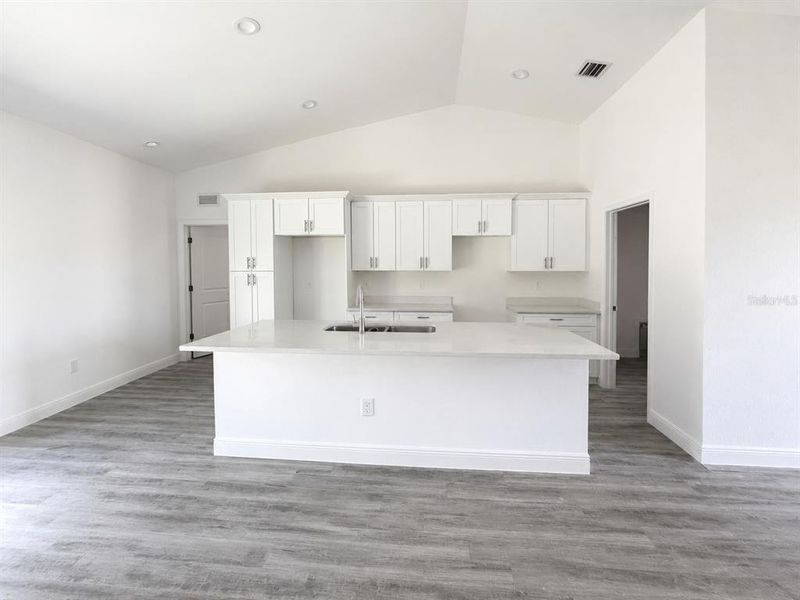 Image 8 of a home in .