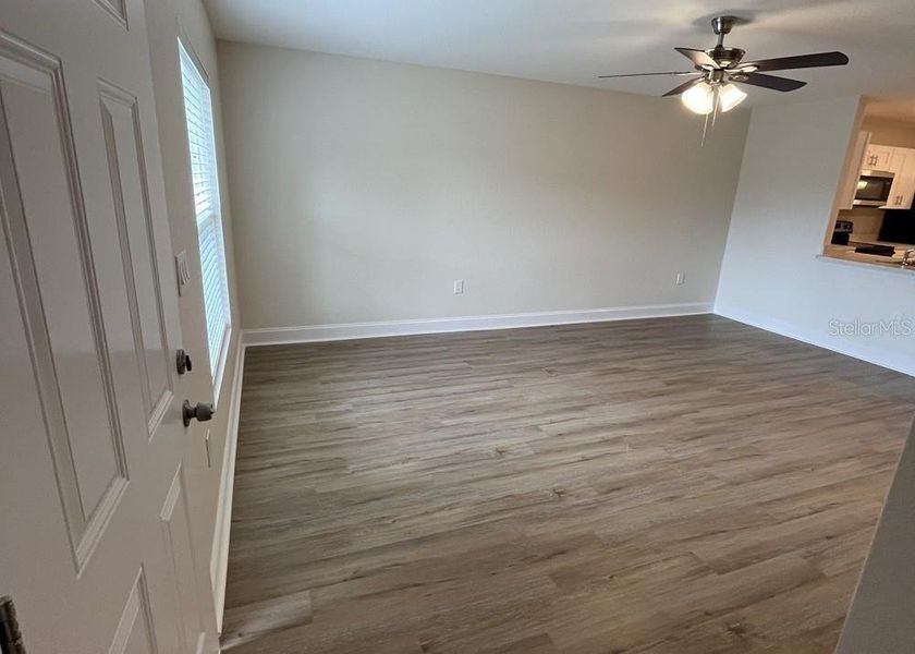 Spacious, unfurnished interior of a new home in , Auburndale (Image 12).