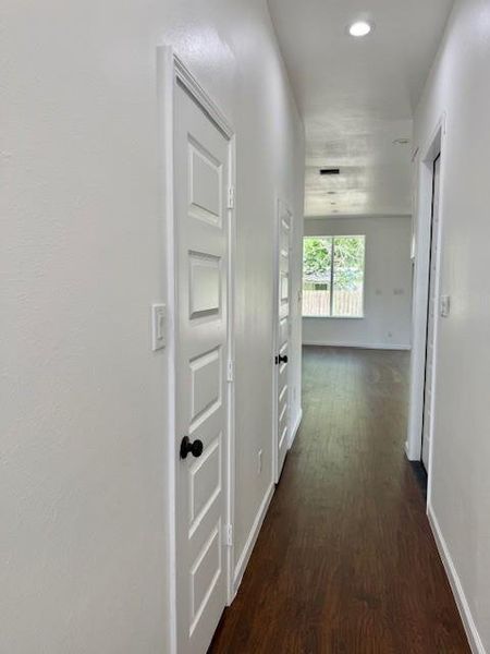 Spacious, unfurnished interior of a new home in , Houston (Image 8).