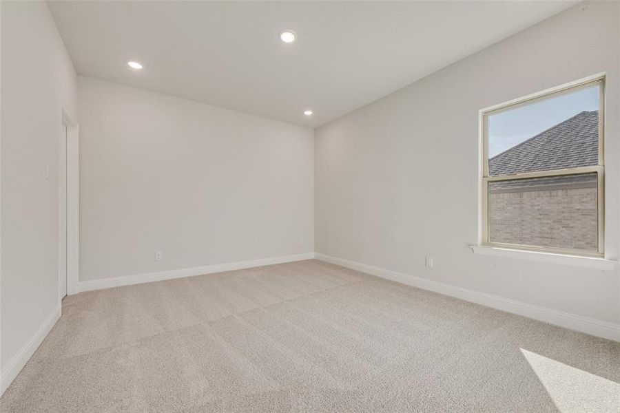 Spacious, unfurnished interior of a new home in Arbors at Legacy Hills, Celina (Image 26).