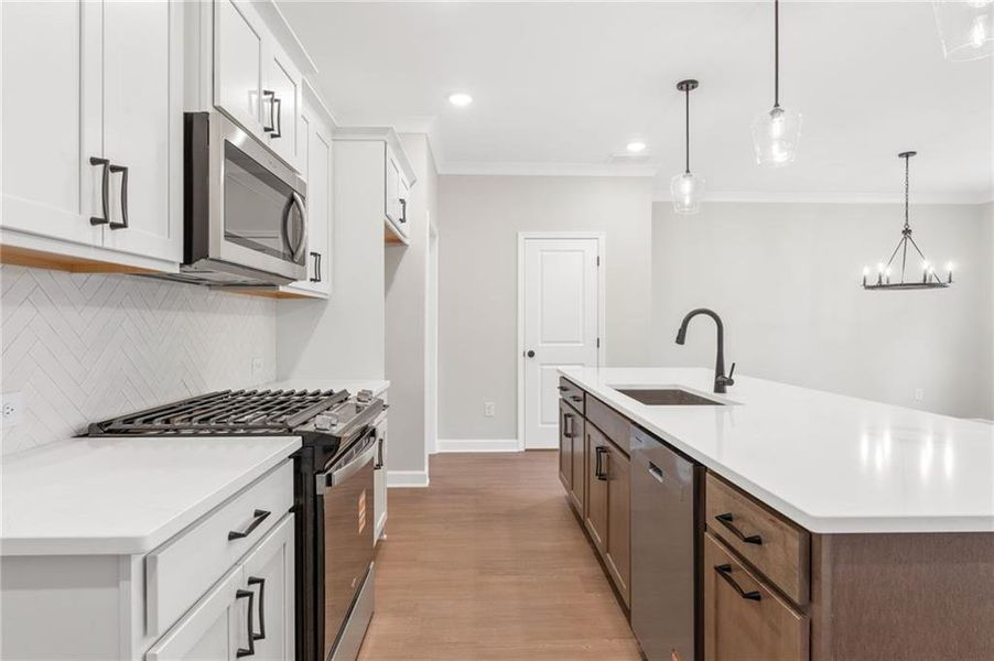 Furnished interior view inside a new home in Cherokee Township, Acworth (Image 13).