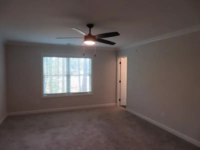 Spacious, unfurnished interior of a new home in , Marietta (Image 20).