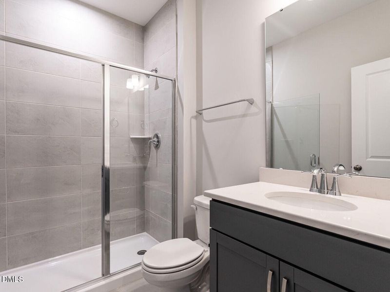 020-1280x960-bathroom