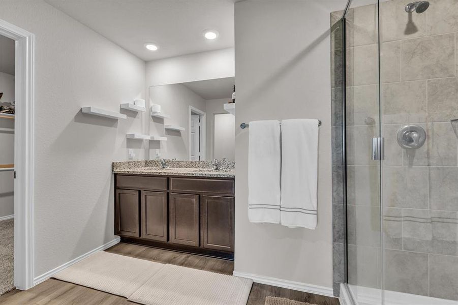 Furnished interior view inside a new home in , Lorena (Image 5).