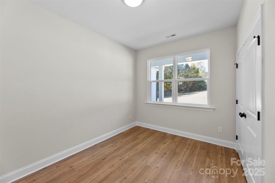 Spacious, unfurnished interior of a new home in , Monroe (Image 25).