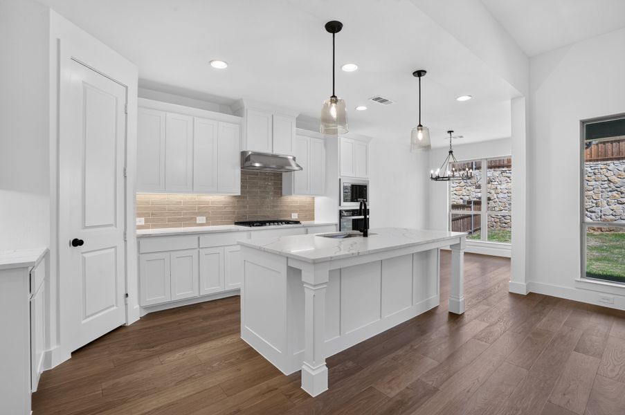 132 Buffalo - Kitchen