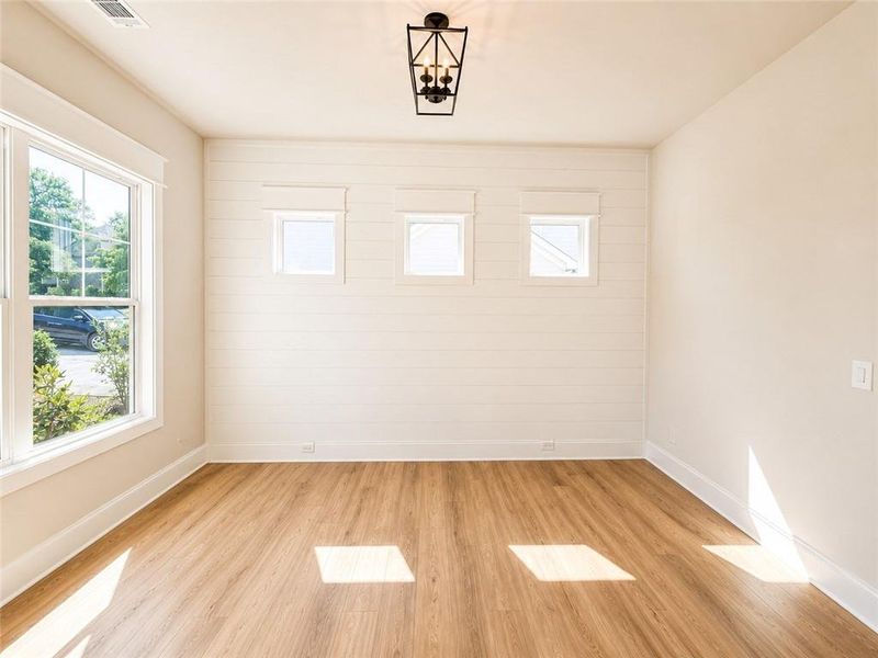 Spacious, unfurnished interior of a new home in , Jefferson (Image 26).