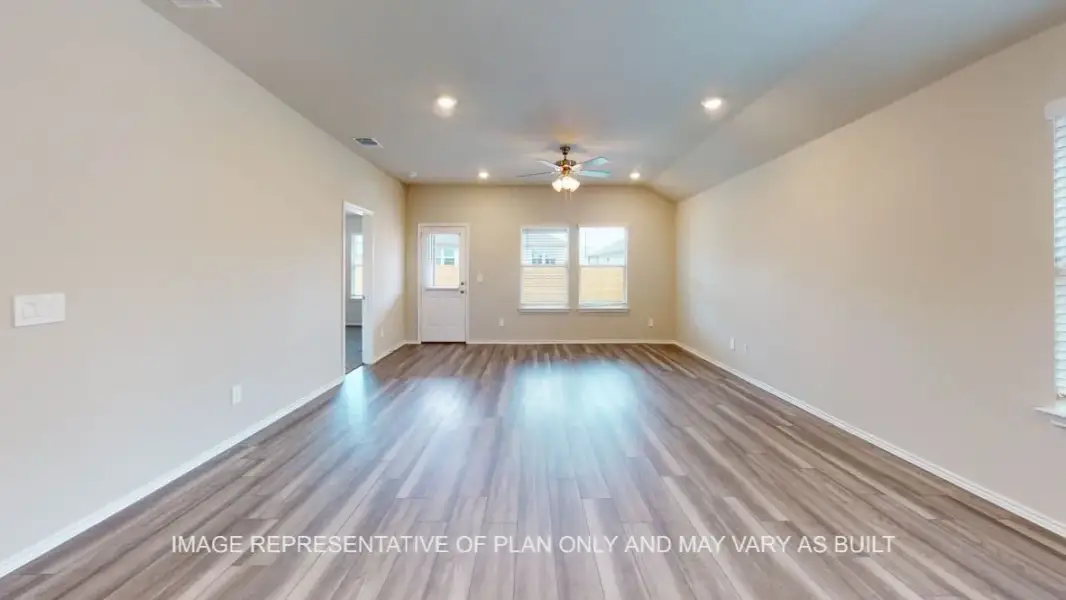 Spacious, unfurnished interior of a new home in Creekside Hills, Copperas Cove (Image 7). Spacious, unfurnished interior of a new home in Creekside Hills, Copperas Cove (Image 7).