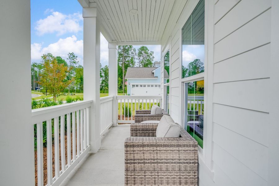 Representative exterior details of a home built from the Woodward by Pulte Homes in Solserra, Shallotte (Image 26).