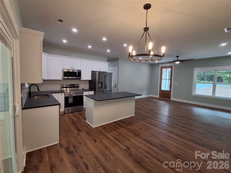Kitchen/Dining Room