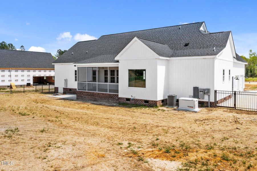 14-web-or-mls-DJI_0142