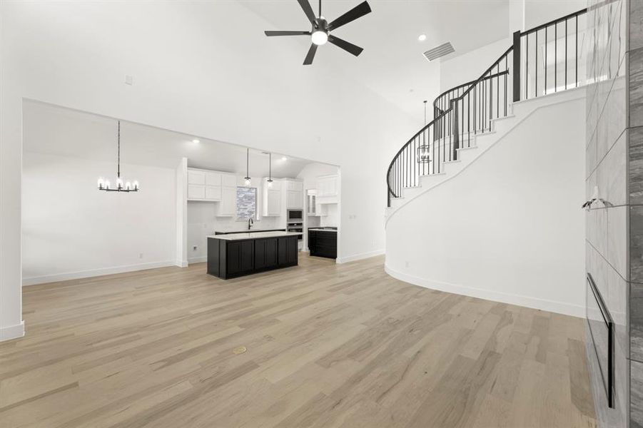 7_08. 5513 Burford - Family (3) 7_08. 5513 Burford - Family (3)