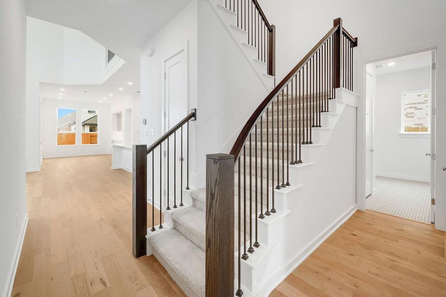 Spacious, unfurnished interior of a new home in Lariat, Liberty Hill (Image 17).