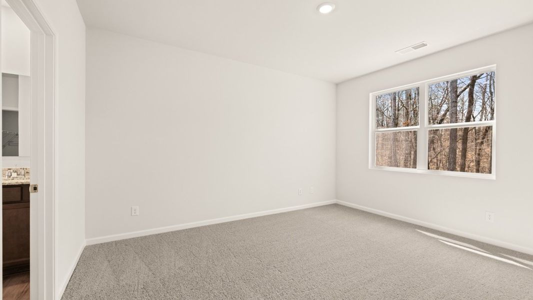 Representative unfurnished interior of a home built from the Cali by D.R. Horton in South Wind, South Fulton (Image 24).