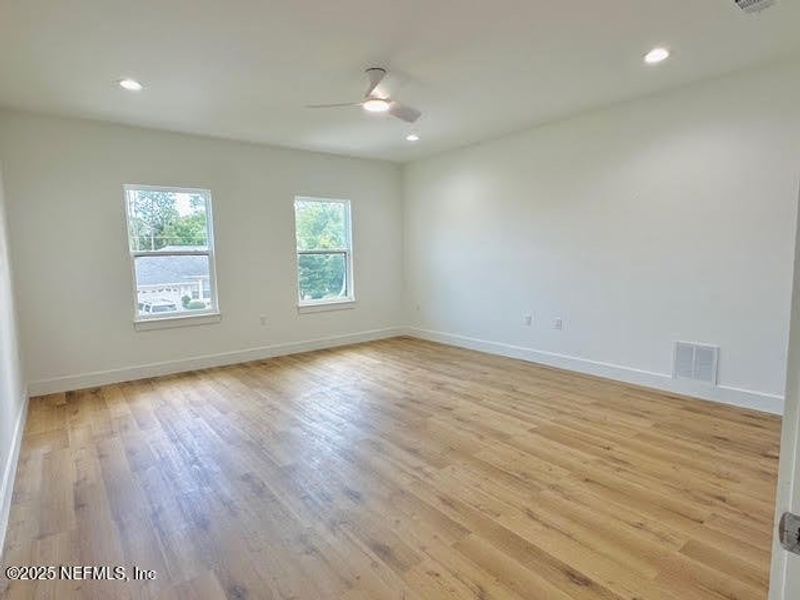 Spacious, unfurnished interior of a new home in , Palm Coast (Image 32).