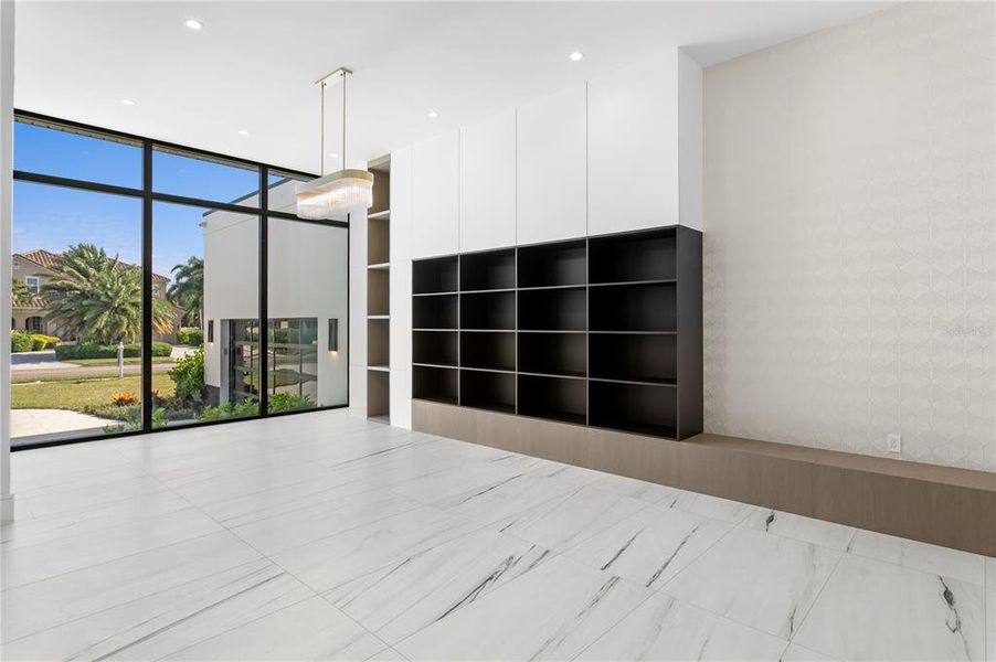 Furnished interior view inside a new home in Snell Isles, St. Petersburg (Image 45). Furnished interior view inside a new home in Snell Isles, St. Petersburg (Image 45).