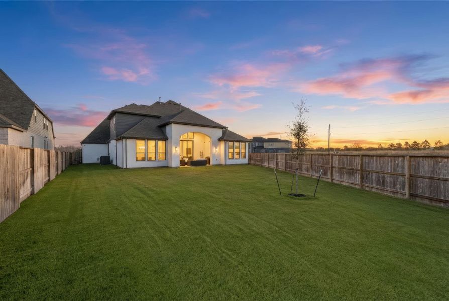 Exterior details and patio area of a home in , Manvel (Image 4).