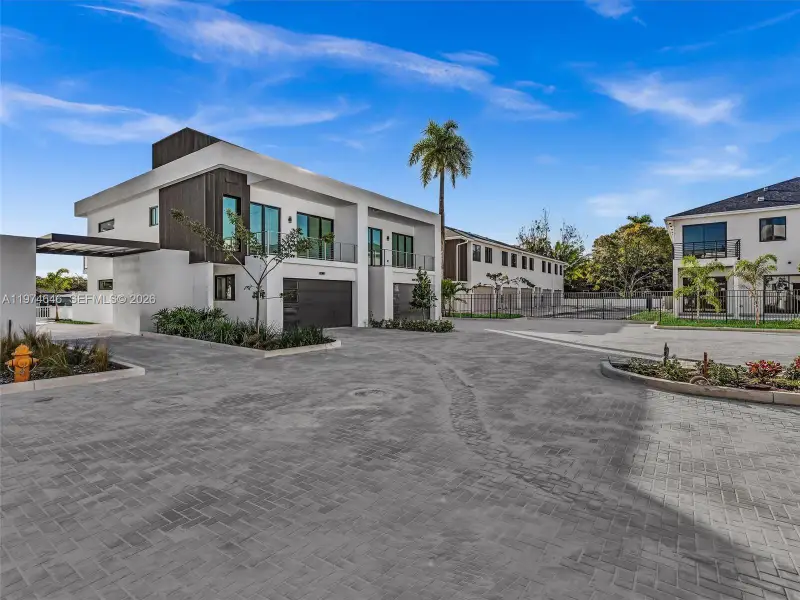 Image 79 of a home in .