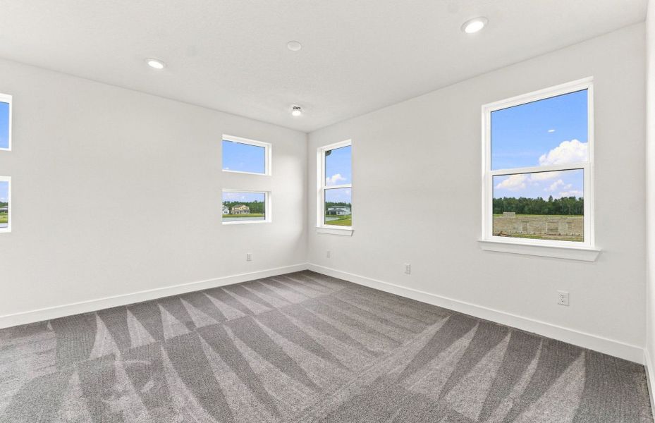 Spacious, unfurnished interior of a new home in Two Rivers, Zephyrhills (Image 26).