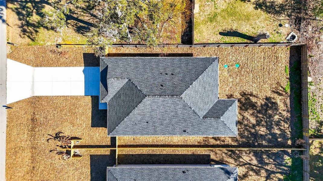 Exterior details and patio area of a home in , Masaryktown (Image 28).