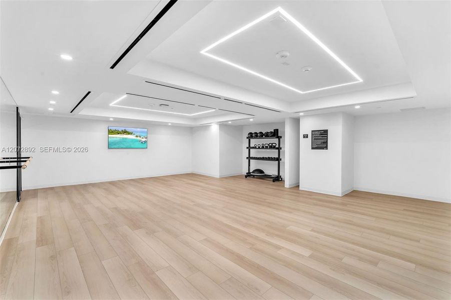 Spacious, unfurnished interior of a new home in , Miami (Image 22).