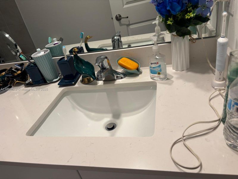 Close-up of interior finishes inside a home in , Lehigh Acres (Image 19). Close-up of interior finishes inside a home in , Lehigh Acres (Image 19).