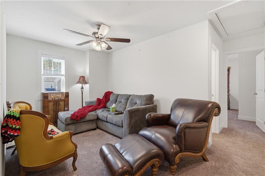 Furnished interior view inside a new home in , Dallas (Image 35).