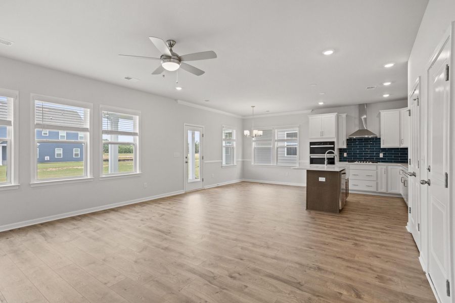 Spacious, unfurnished interior of a new home in The Pier South, Seneca (Image 13). Spacious, unfurnished interior of a new home in The Pier South, Seneca (Image 13).
