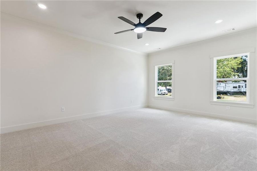 Spacious, unfurnished interior of a new home in , Jefferson (Image 58).