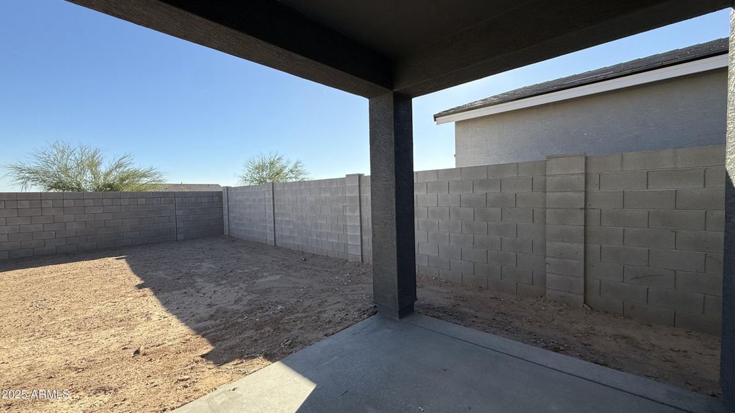021 - Covered Patio 021 - Covered Patio