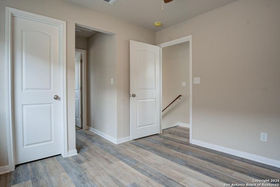 Spacious, unfurnished interior of a new home in , San Antonio (Image 16).