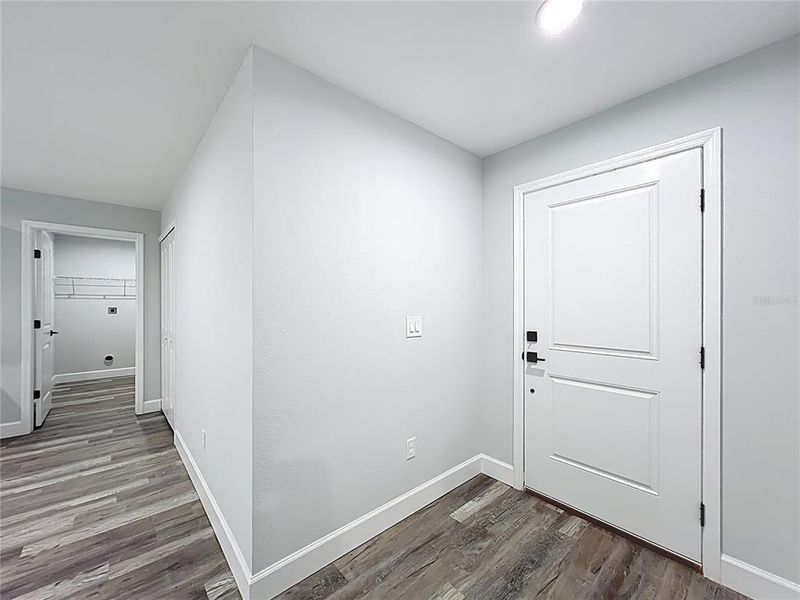Spacious, unfurnished interior of a new home in , Ocala (Image 16).