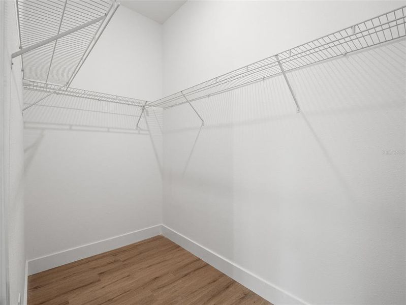 Spacious, unfurnished interior of a new home in , Ocklawaha (Image 23).